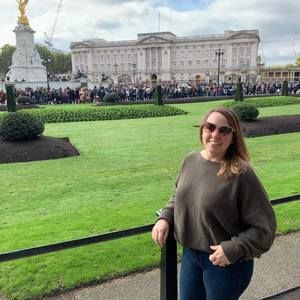 Meet your Posher, Elizabeth